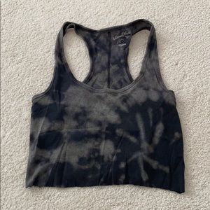 Bleached tank